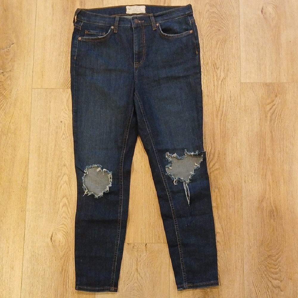 Free People Dark Blue Rip In Knee Skinny Dark Blue Jeans